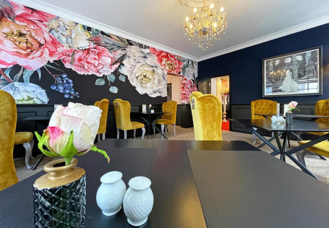 Boutique-Hotel Stadtvilla Hodes ฟุลดา ภายนอก รูปภาพ