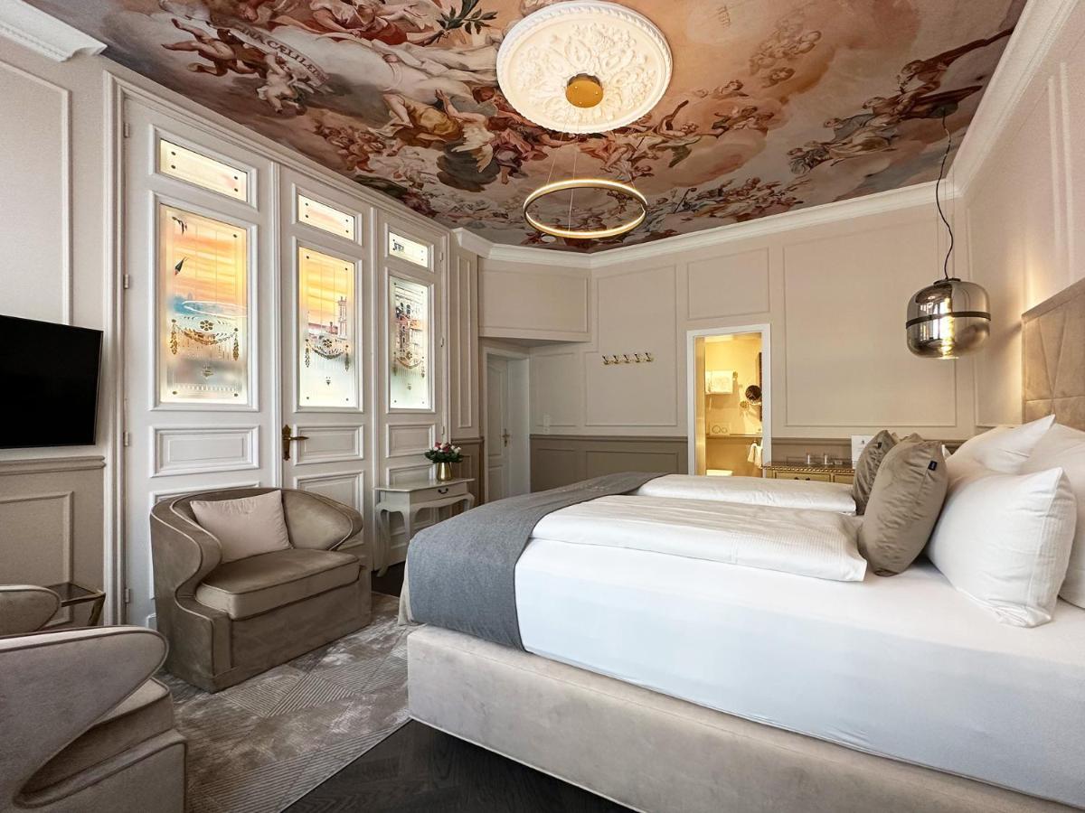 Boutique-Hotel Stadtvilla Hodes ฟุลดา ภายนอก รูปภาพ