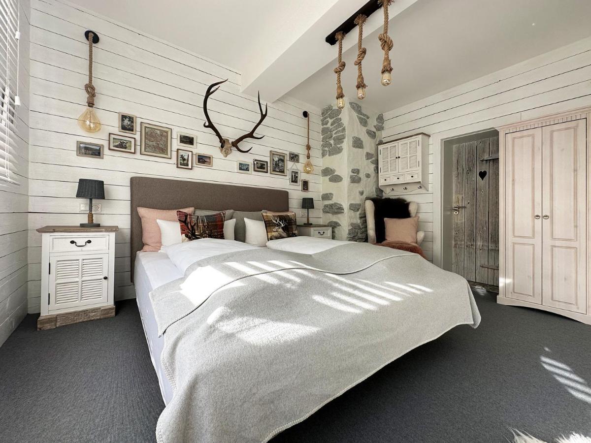 Boutique-Hotel Stadtvilla Hodes ฟุลดา ภายนอก รูปภาพ